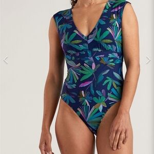 Title Nine Whitecap One Piece Swimsuit - Montego Bay. Size L.